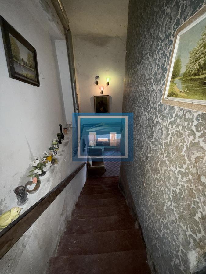 Preko 20 prostorija čeka na vas – raskošna kuća od 500 m² u Miloševu! 63