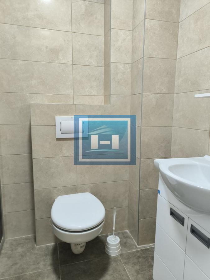 Izdaje se jednosoban stan u novogradnji – centar grada, sve novo! 5