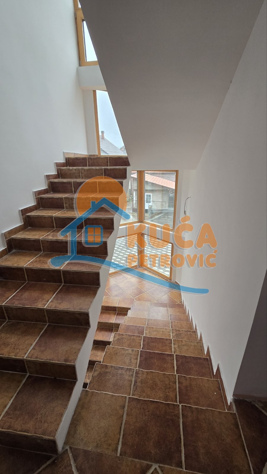 Lokal, 600 m2, Palilula, Bubanjskih heroja ID: i-014984 20