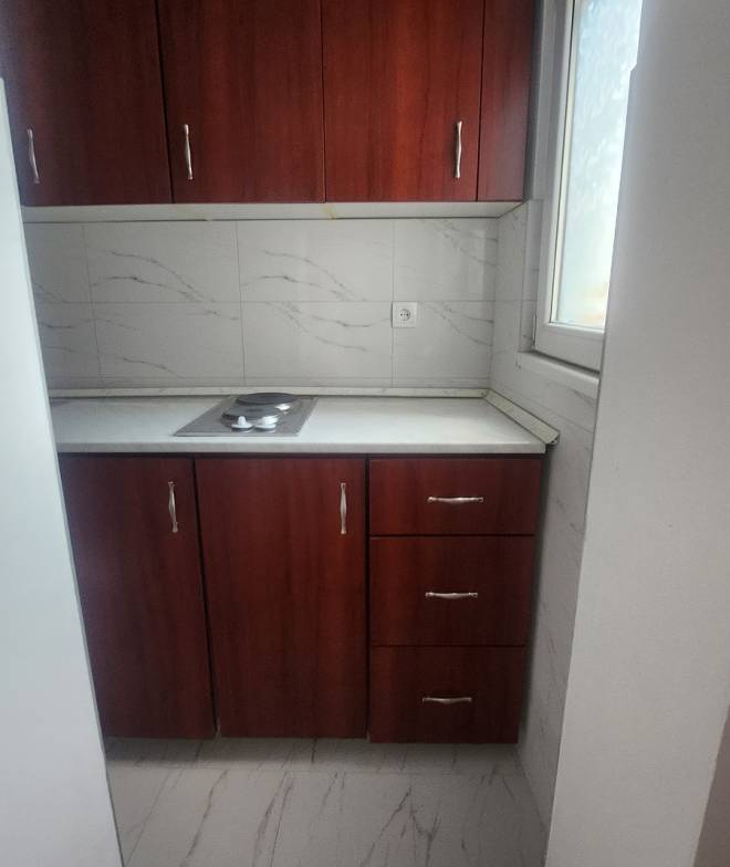 Prodajemo dvosoban stan u Venizelosovoj ulici 47m2 2