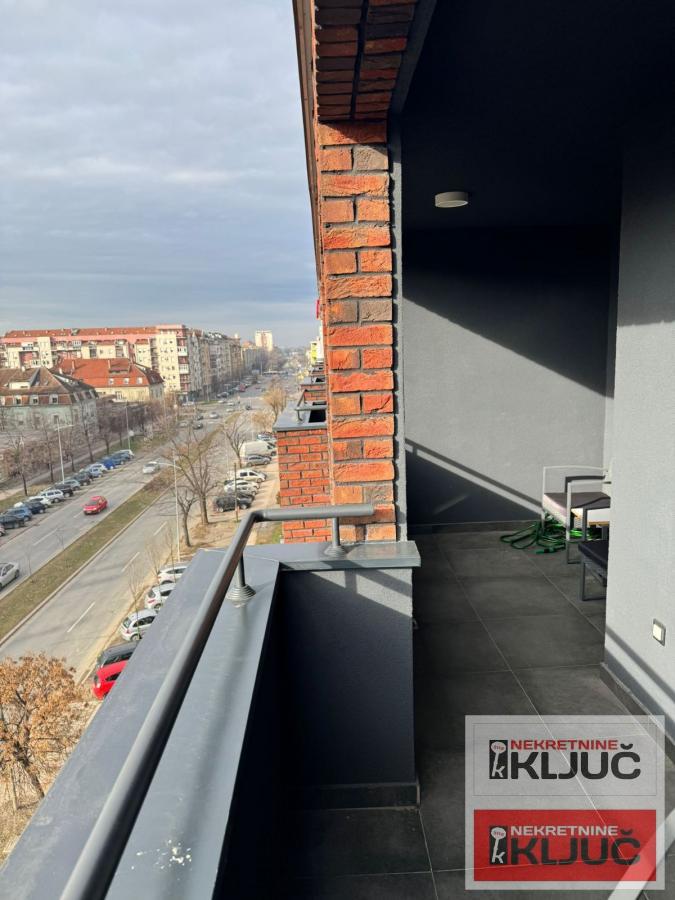 SAJAM IZDAJE SE JEDNOIPOSOBAN STAN MODERNO OPREMLJEN 5