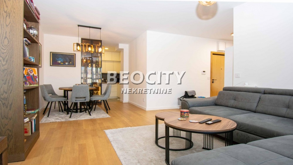 Trosoban stan, 61 m2, Šumice, Ustanička ID: 124180 1