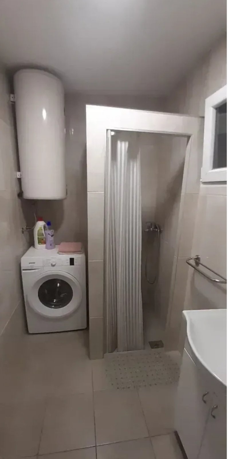 Prodajem kucu u Beceju 5