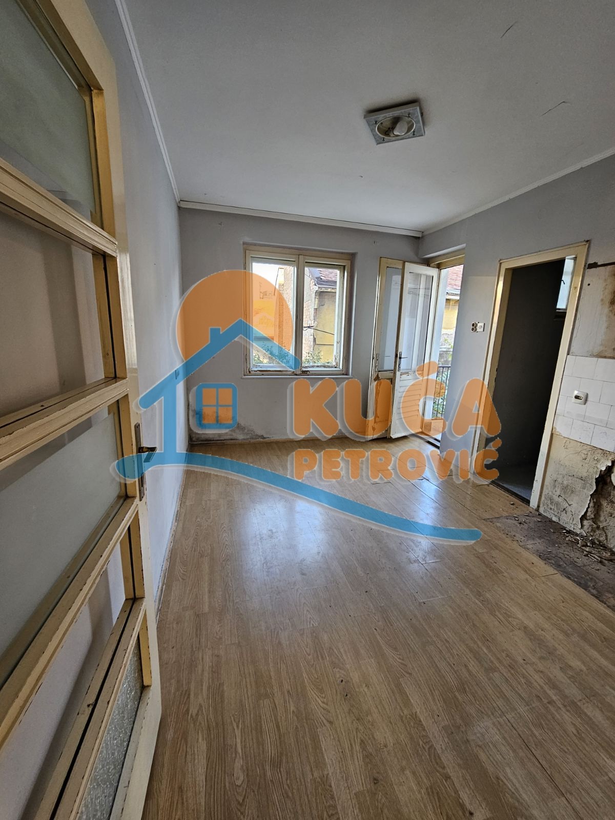 Dvosoban stan, 43 m2, Šojka, Obilićev venac ID: i-015077 5