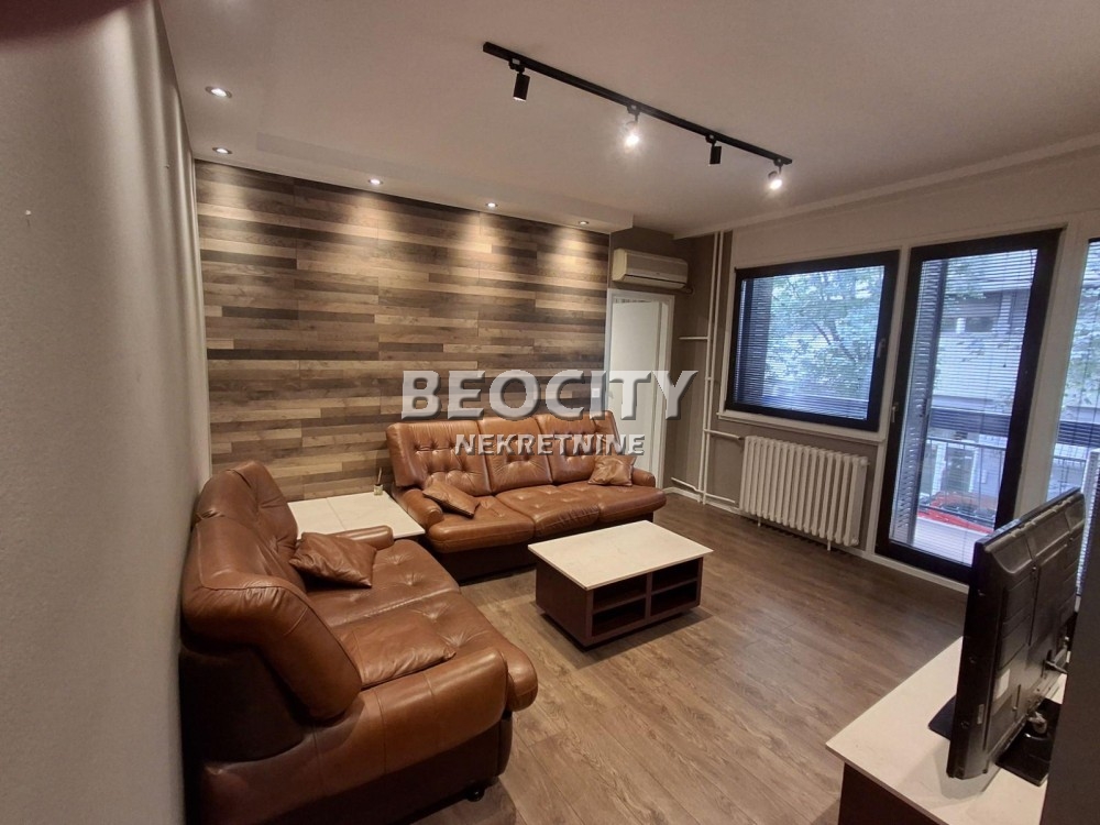 Dvosoban stan, 70 m2, Palilula, Dalmatinska ID: 124433 1