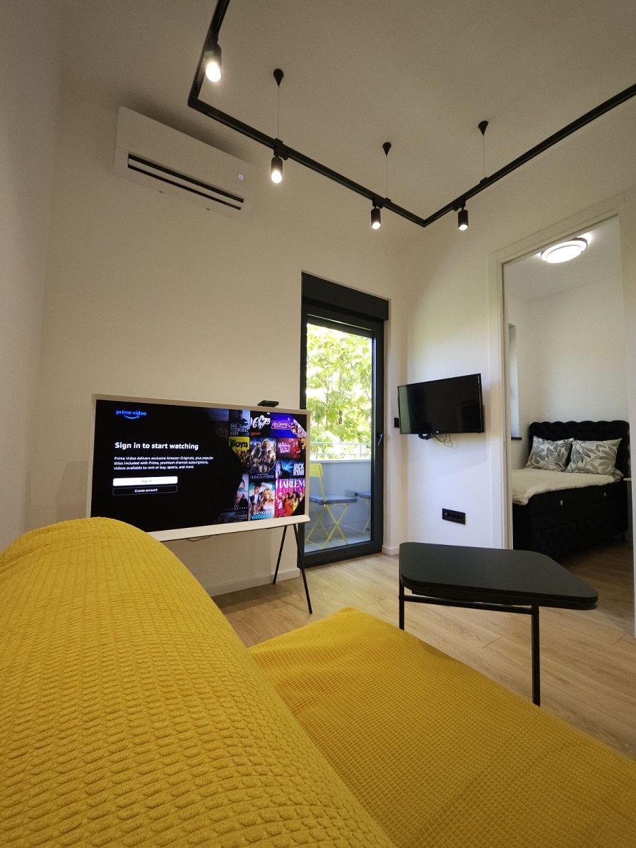 Renoviran 1 5 stan na Dorćolu  Cara Dušana  33m2 1