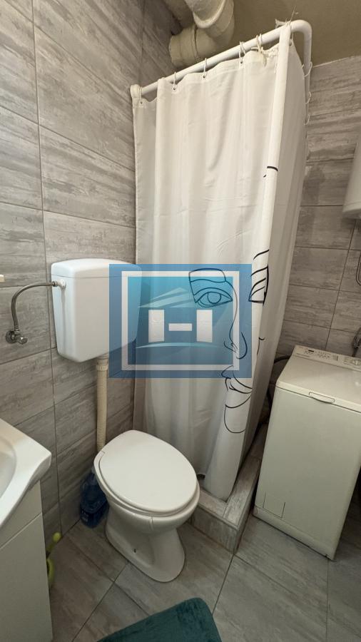 Savršen stan za život u centru – povoljna cena! 14