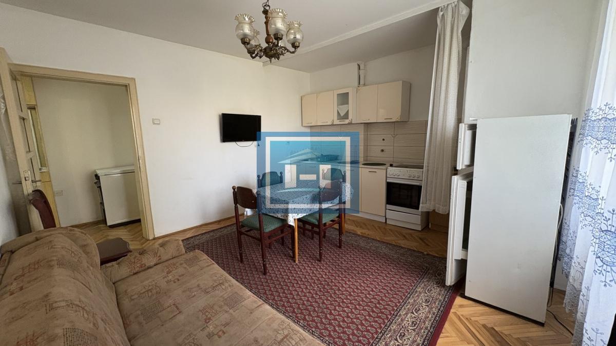 Savršen stan za život u centru – povoljna cena! 2