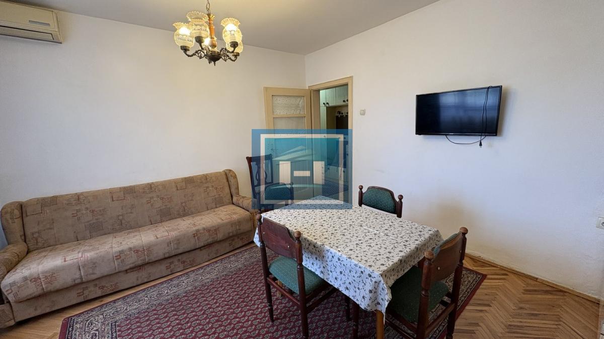 Savršen stan za život u centru – povoljna cena! 4