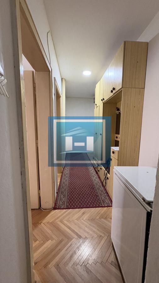 Savršen stan za život u centru – povoljna cena! 9