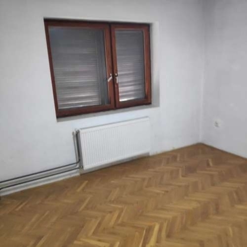 Prodaje se porodicna kuca u Apatinu 3