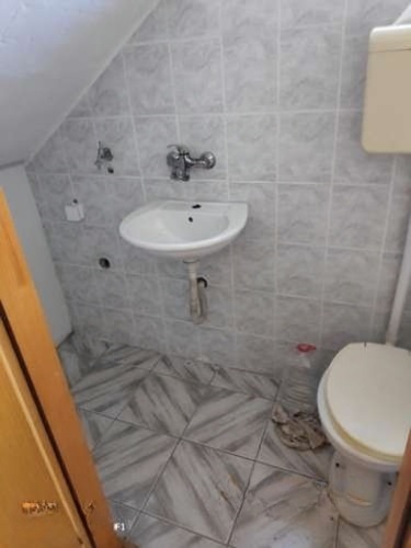 Prodaje se porodicna kuca u Apatinu 4