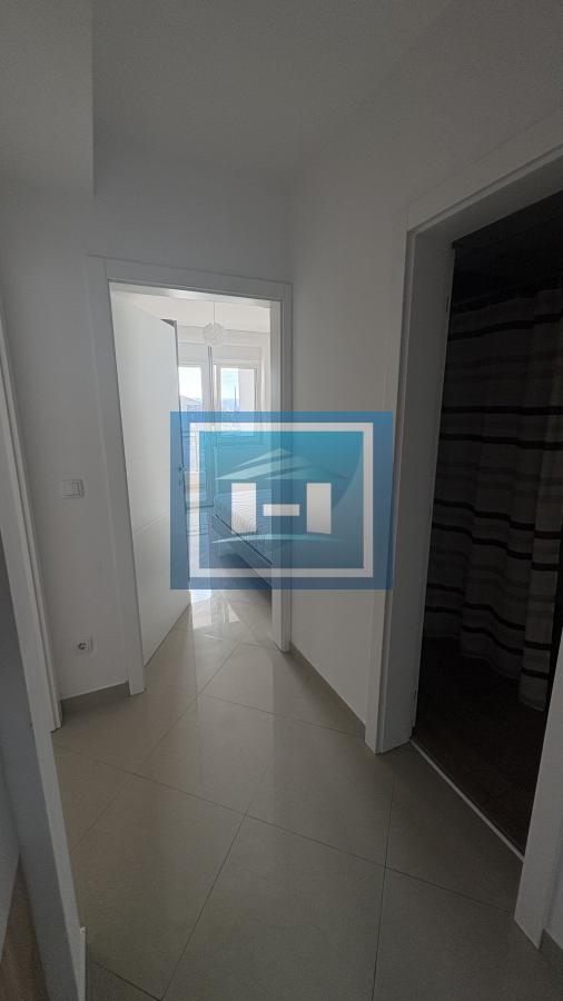 Ekskluzivno izdavanje – moderan stan u luksuznoj zgradi! 5