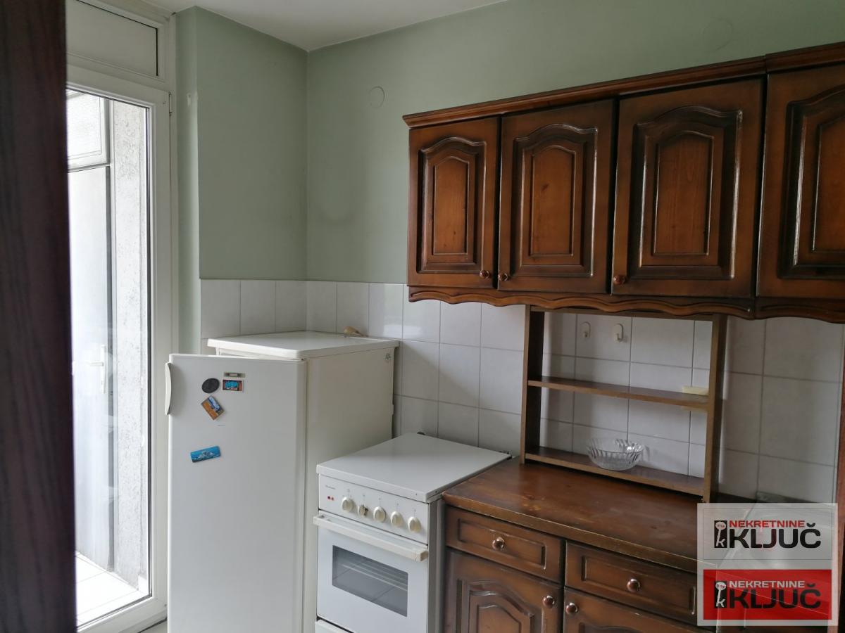 NOVA DETELINARA, 46m2, Jednoiposoban, Parking, NAMEŠTEN 4