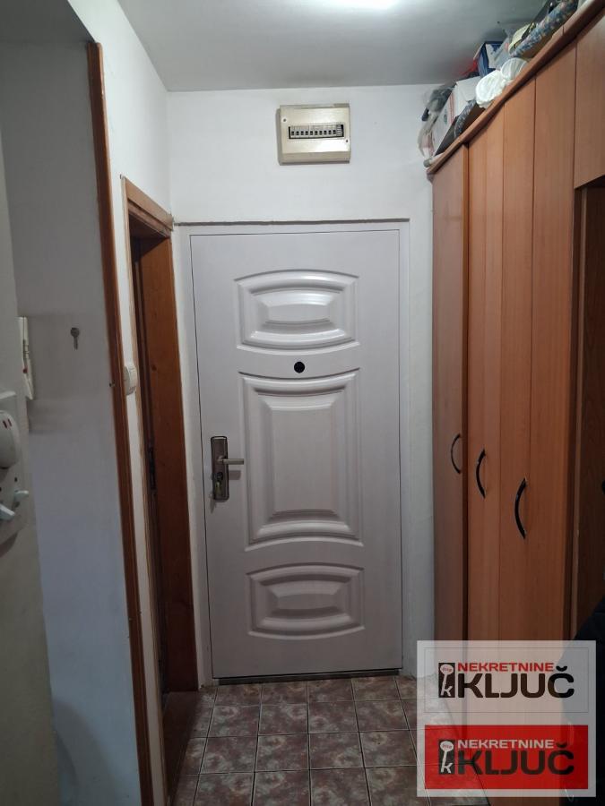 NOVO NASELJE, 31m2, Jednoiposoban, Tozin sokak 5