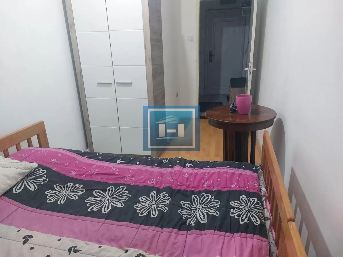 DVE SPAVAĆE SOBE NA 46 m² + GARSONJERA — STRELIŠTE, JAGODINA! 18