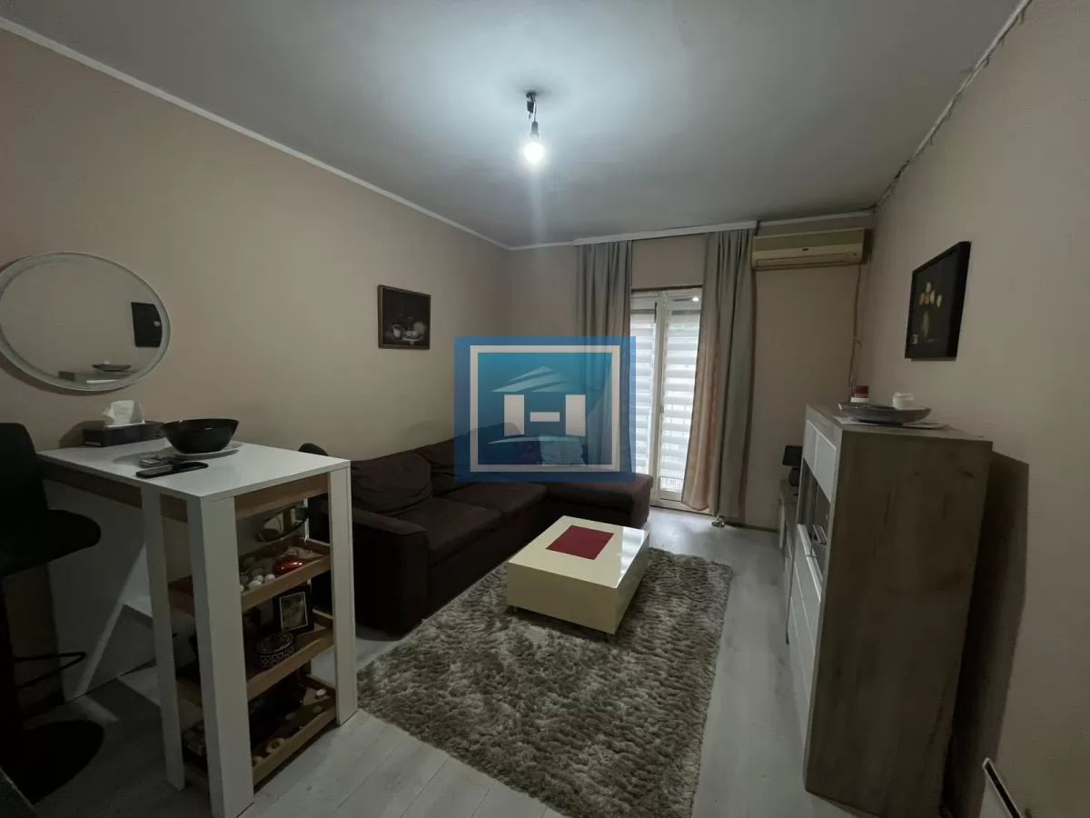 DVE SPAVAĆE SOBE NA 46 m² + GARSONJERA — STRELIŠTE, JAGODINA! 2