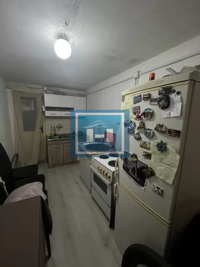 DVE SPAVAĆE SOBE NA 46 m² + GARSONJERA — STRELIŠTE, JAGODINA! 20