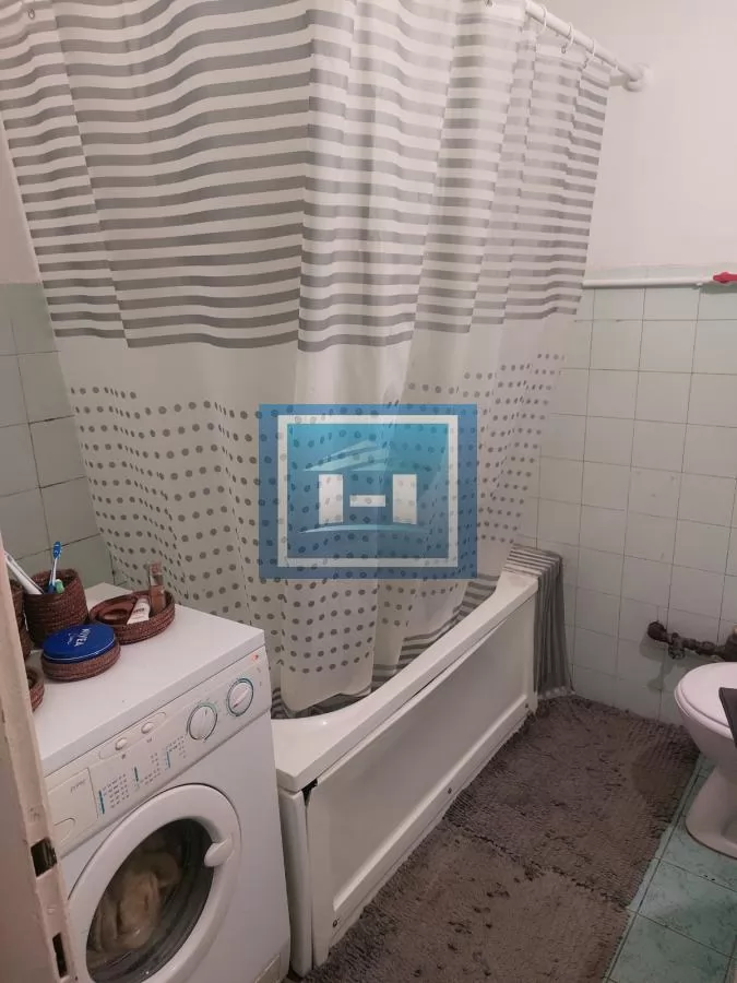 DVE SPAVAĆE SOBE NA 46 m² + GARSONJERA — STRELIŠTE, JAGODINA! 9