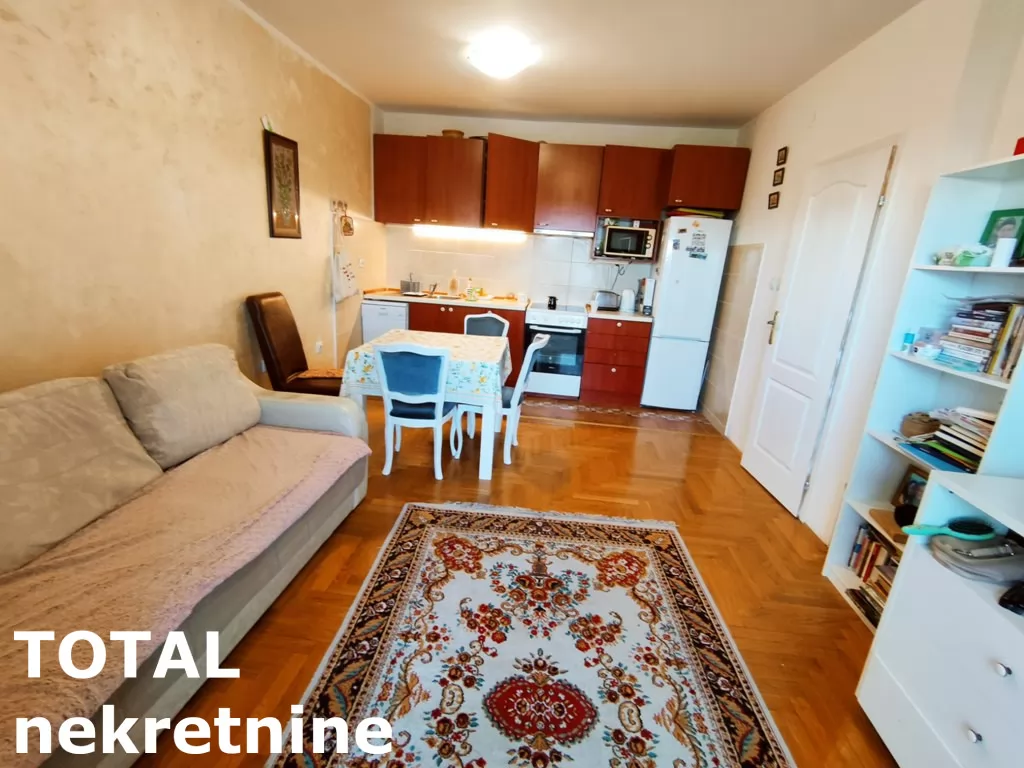 Stan,NOVI SAD,CENTAR,kv: 43.00, € 149350, ID: 1097265 2