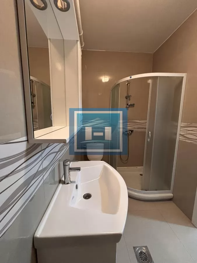 Kompletno namešten u blizini Akva parka i centra 12