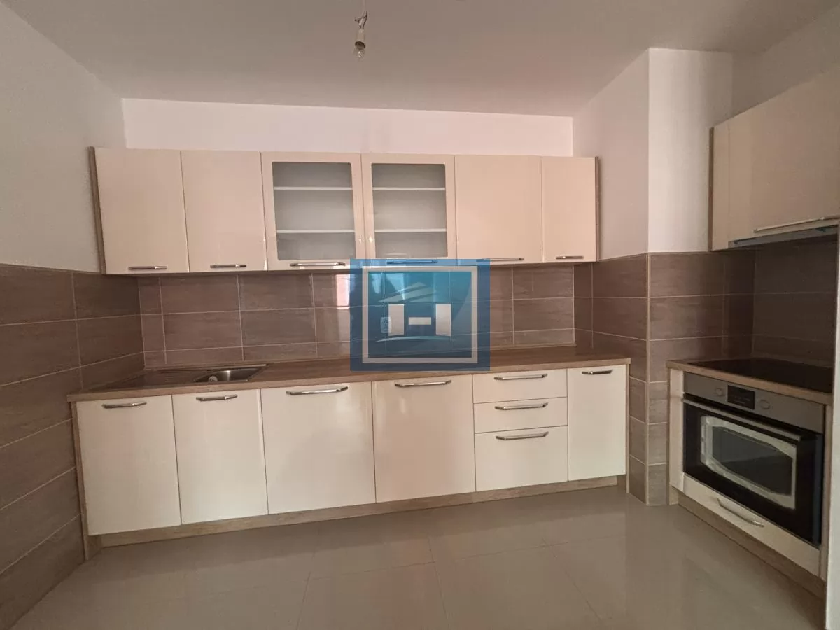 Kompletno namešten u blizini Akva parka i centra 15