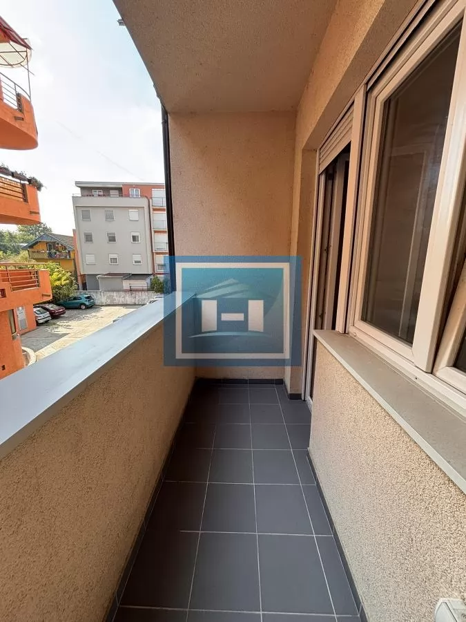 Kompletno namešten u blizini Akva parka i centra 7