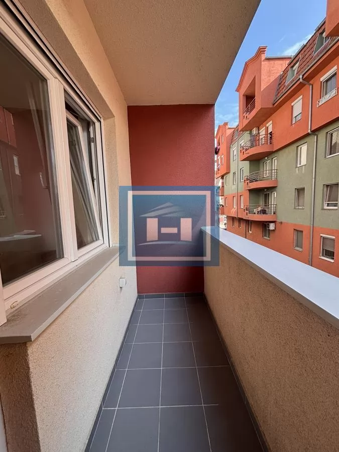 Kompletno namešten u blizini Akva parka i centra 8