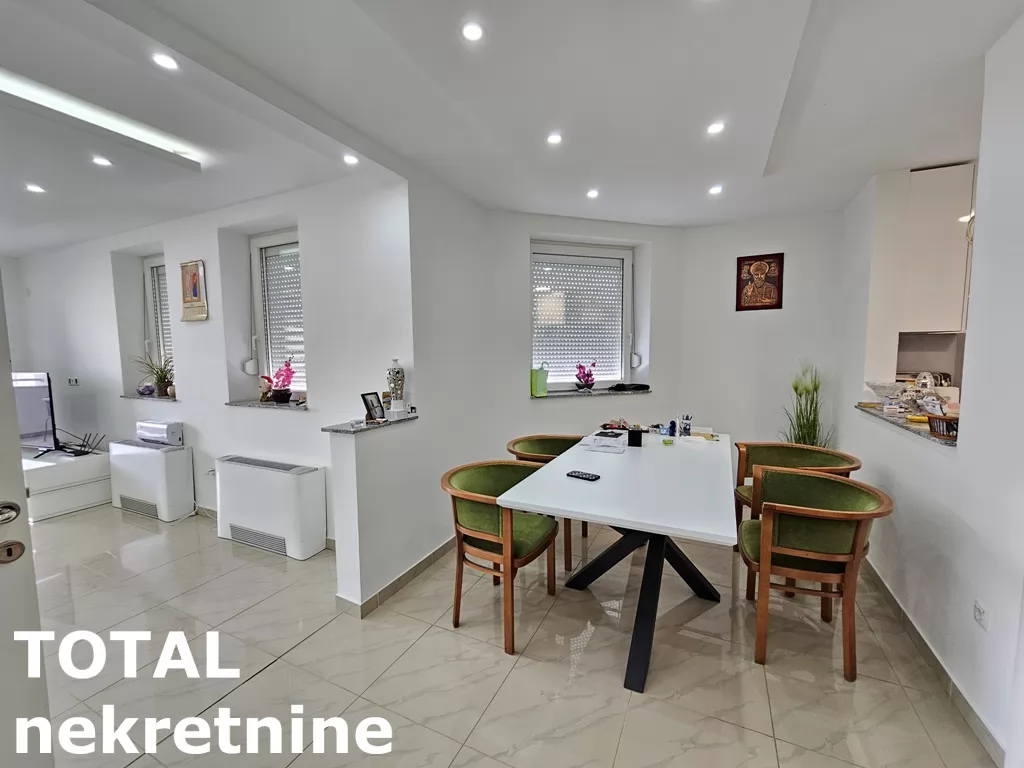 Kuca,NOVI SAD,LIPOV GAJ,kv: 970.00, € 950000, ID: 3090410 28