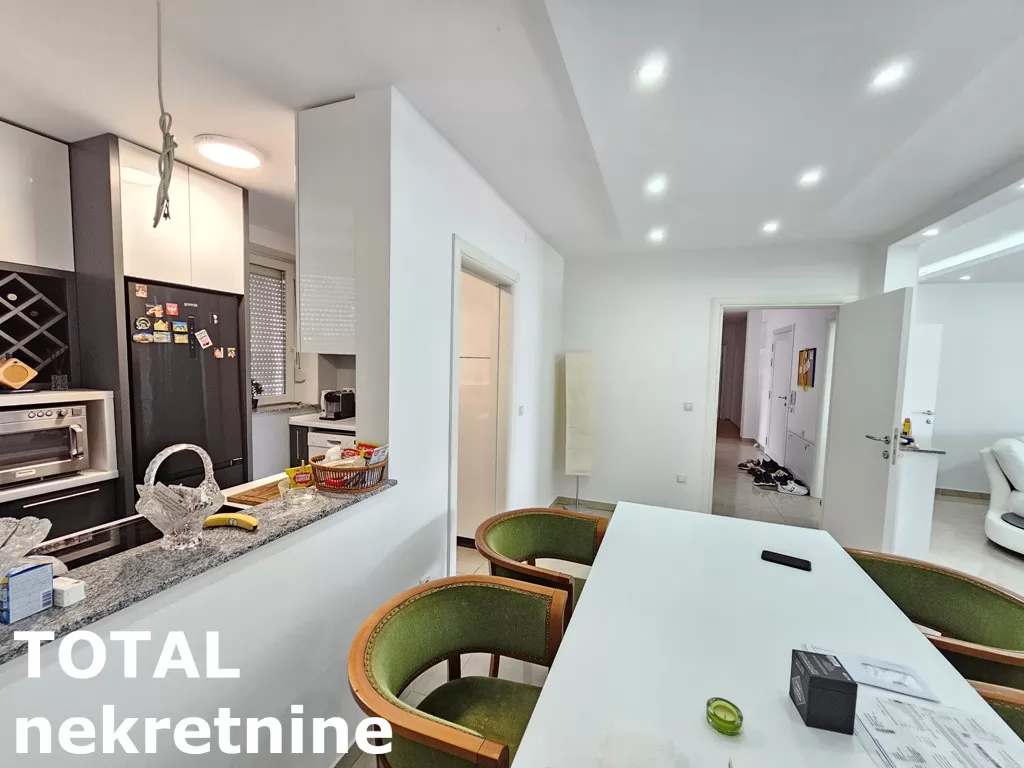 Kuca,NOVI SAD,LIPOV GAJ,kv: 970.00, € 950000, ID: 3090410 30