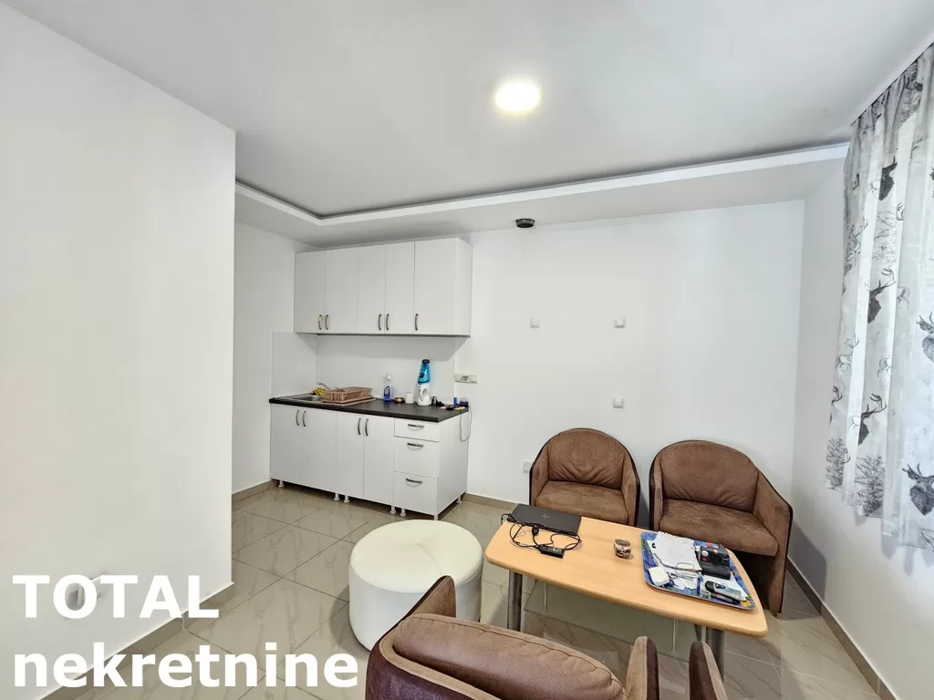 Kuca,NOVI SAD,LIPOV GAJ,kv: 970.00, € 950000, ID: 3090410 46