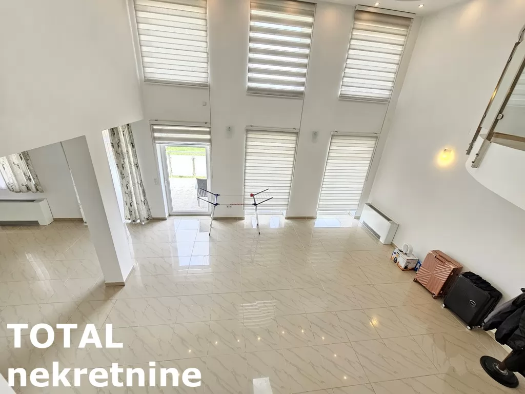 Kuca,NOVI SAD,LIPOV GAJ,kv: 970.00, € 950000, ID: 3090410 48