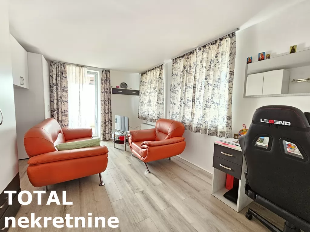 Kuca,NOVI SAD,LIPOV GAJ,kv: 970.00, € 950000, ID: 3090410 63