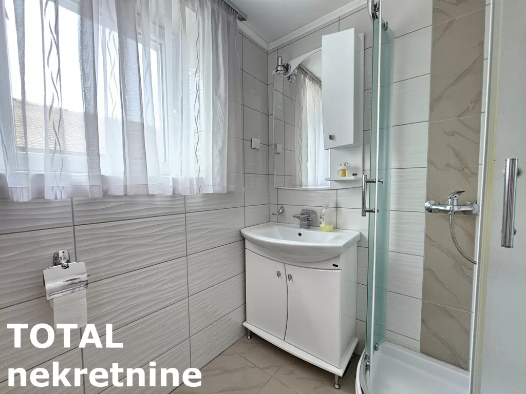 Kuca,NOVI SAD,LIPOV GAJ,kv: 970.00, € 950000, ID: 3090410 64