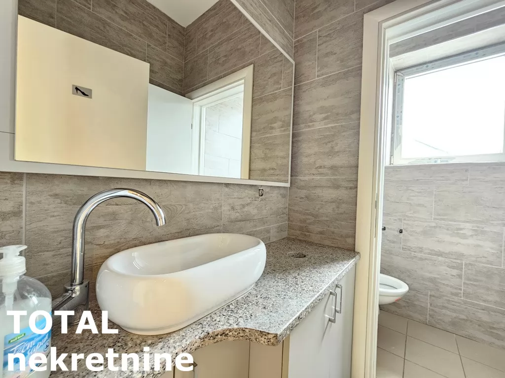 Kuca,NOVI SAD,LIPOV GAJ,kv: 970.00, € 950000, ID: 3090410 9