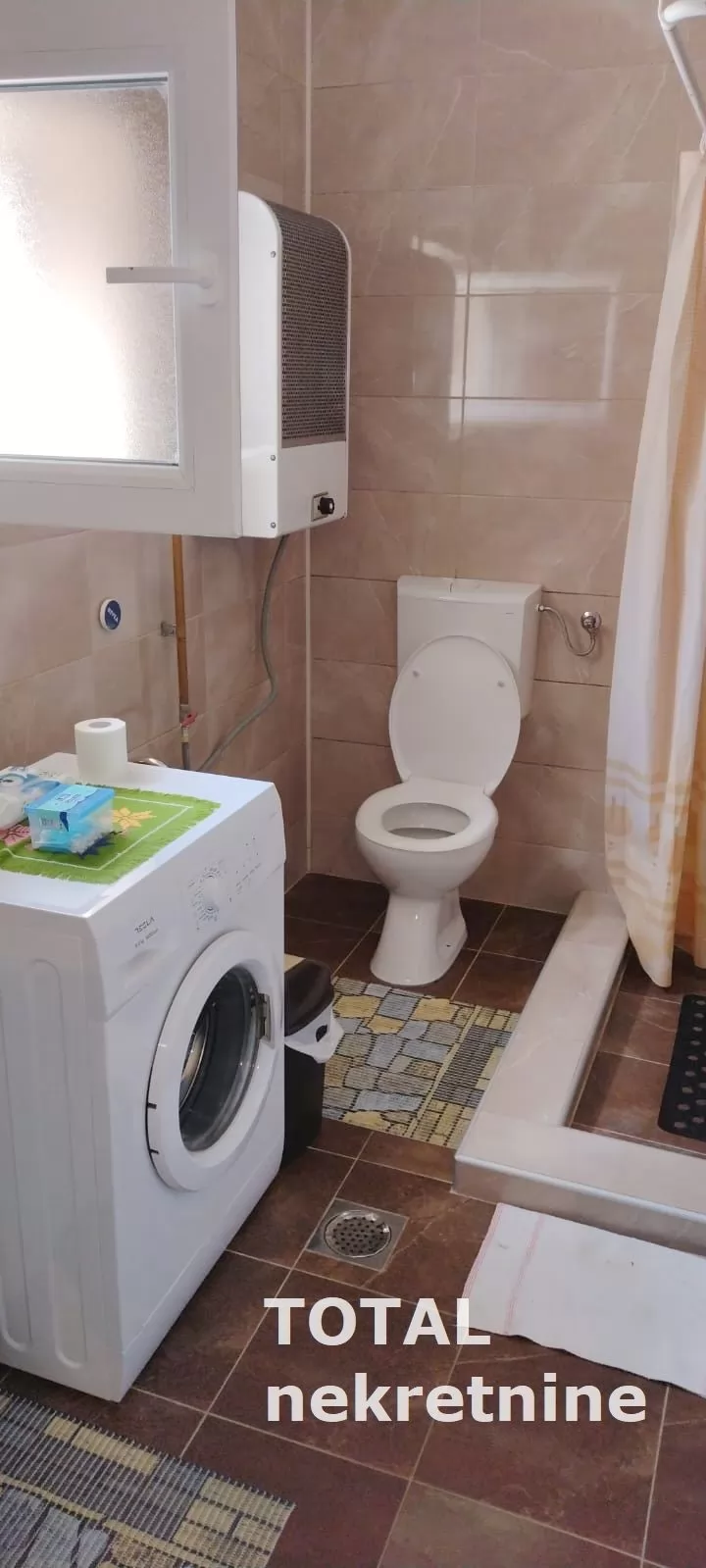 Kuca,BACKI JARAK,CENTAR,kv: 201.00, € 108150, ID: 3090597 6