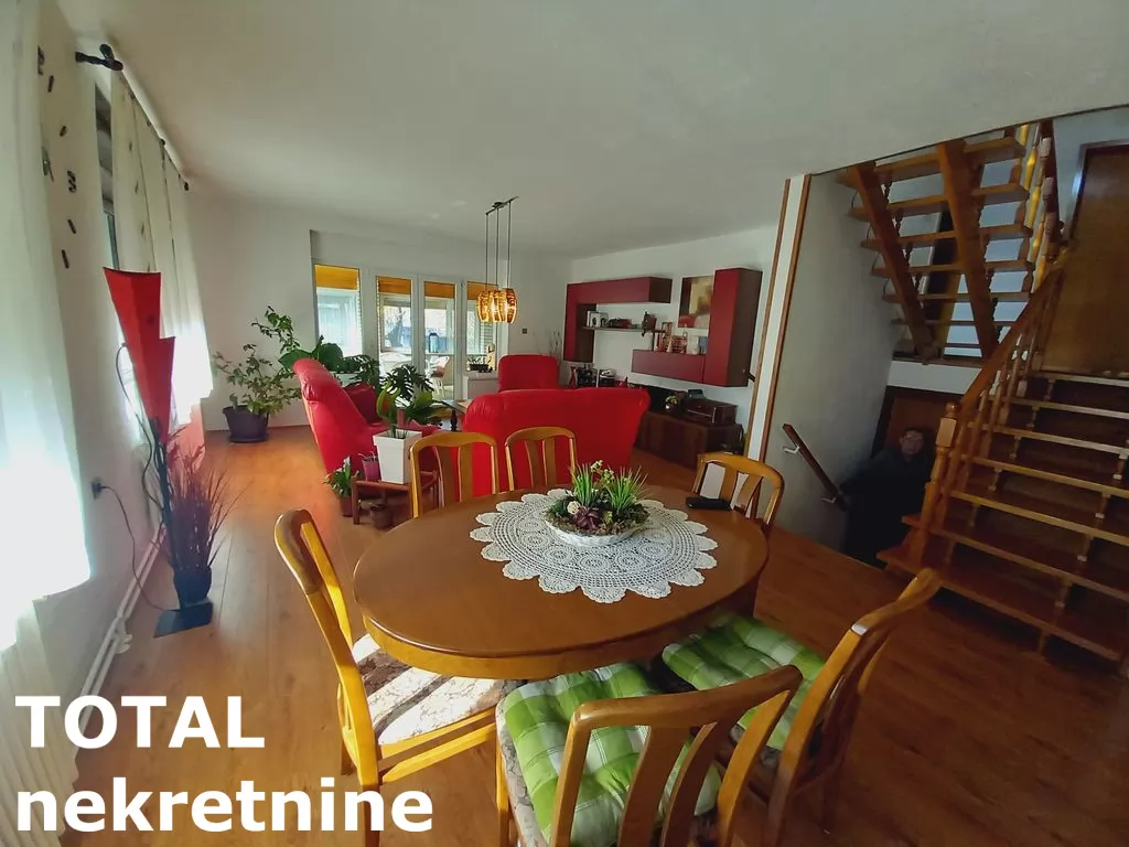 Kuca,BACKI PETROVAC,BACKI PETROVAC,kv: 200.00, € 195700, ID: 3091261 1