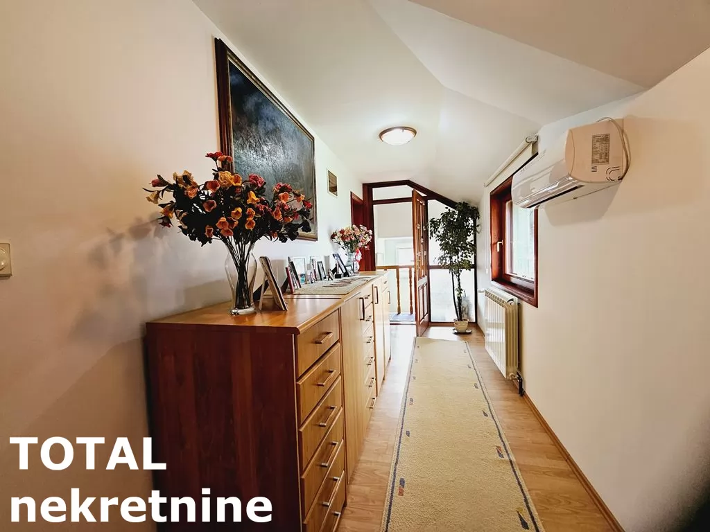 Kuca,BANSTOL,BANSTOL,kv: 132.00, € 140000, ID: 3090890 9