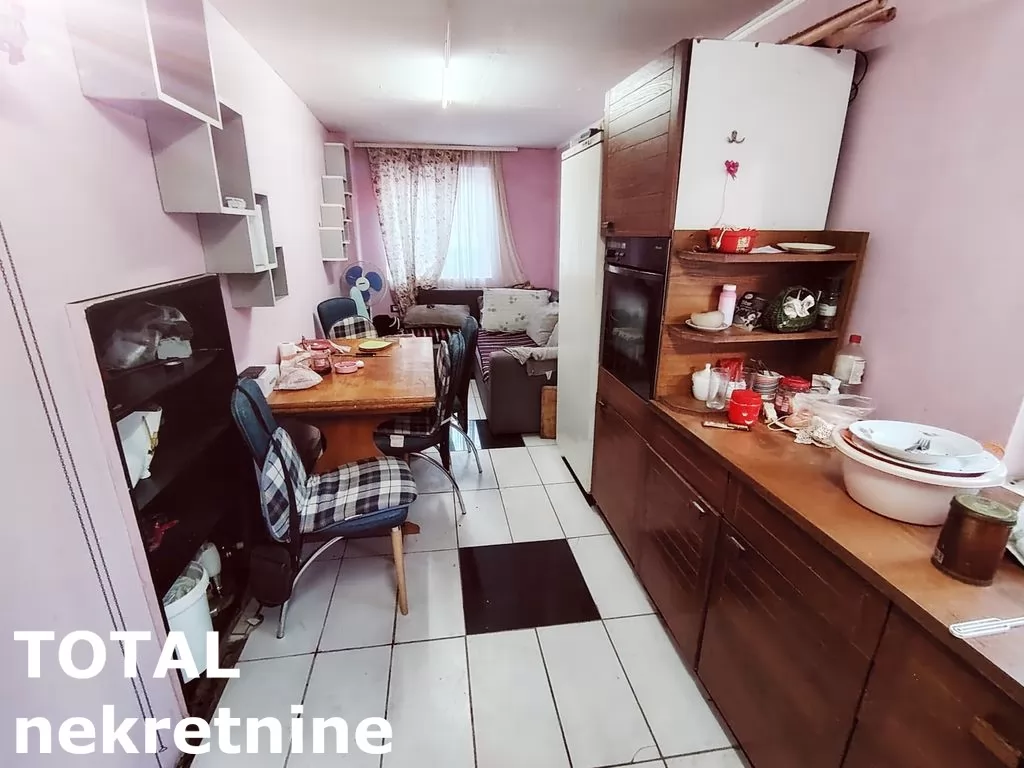 Kuca,GLOŽAN,ŠIRI CENTAR,kv: 137.00, € 46350, ID: 3091148 9