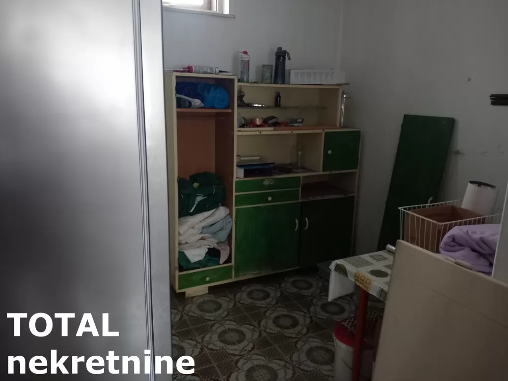 Kuca,GLOŽAN,ŠIRI CENTAR,kv: 181.00, € 92700, ID: 3091338 14