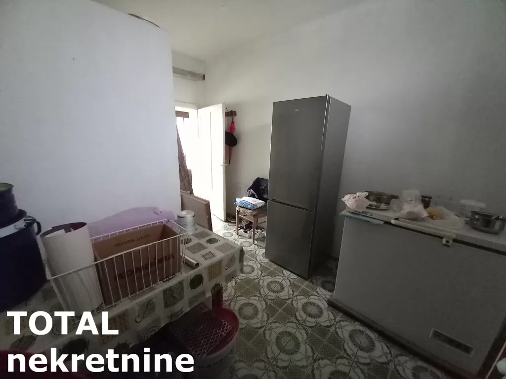 Kuca,GLOŽAN,ŠIRI CENTAR,kv: 181.00, € 92700, ID: 3091338 15