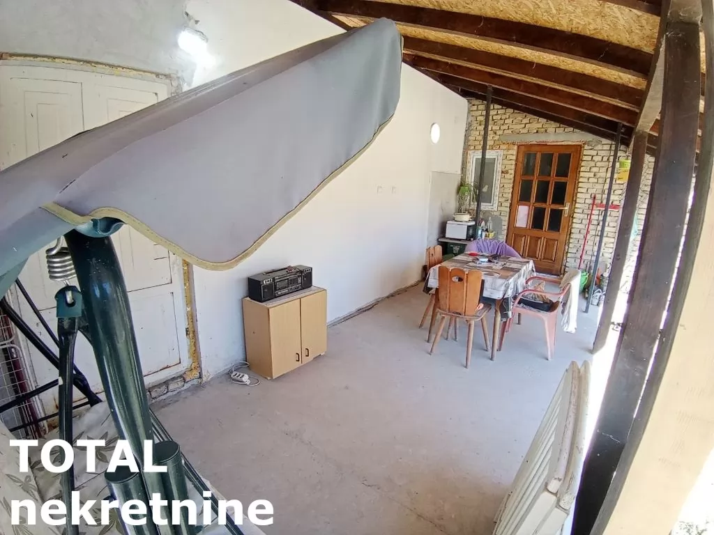 Kuca,GLOŽAN,ŠIRI CENTAR,kv: 225.00, € 86000, ID: 3090569 12