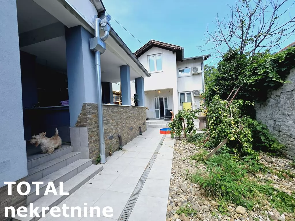 Kuca,NOVI SAD,CENTAR,kv: 180.00, € 446600, ID: 3091032 19