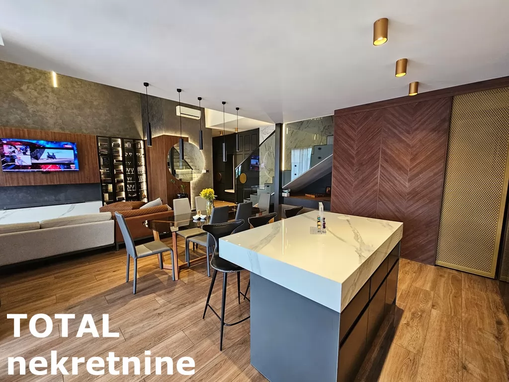 Kuca,NOVI SAD,LIPOV GAJ,kv: 236.00, € 720000, ID: 3091109 22