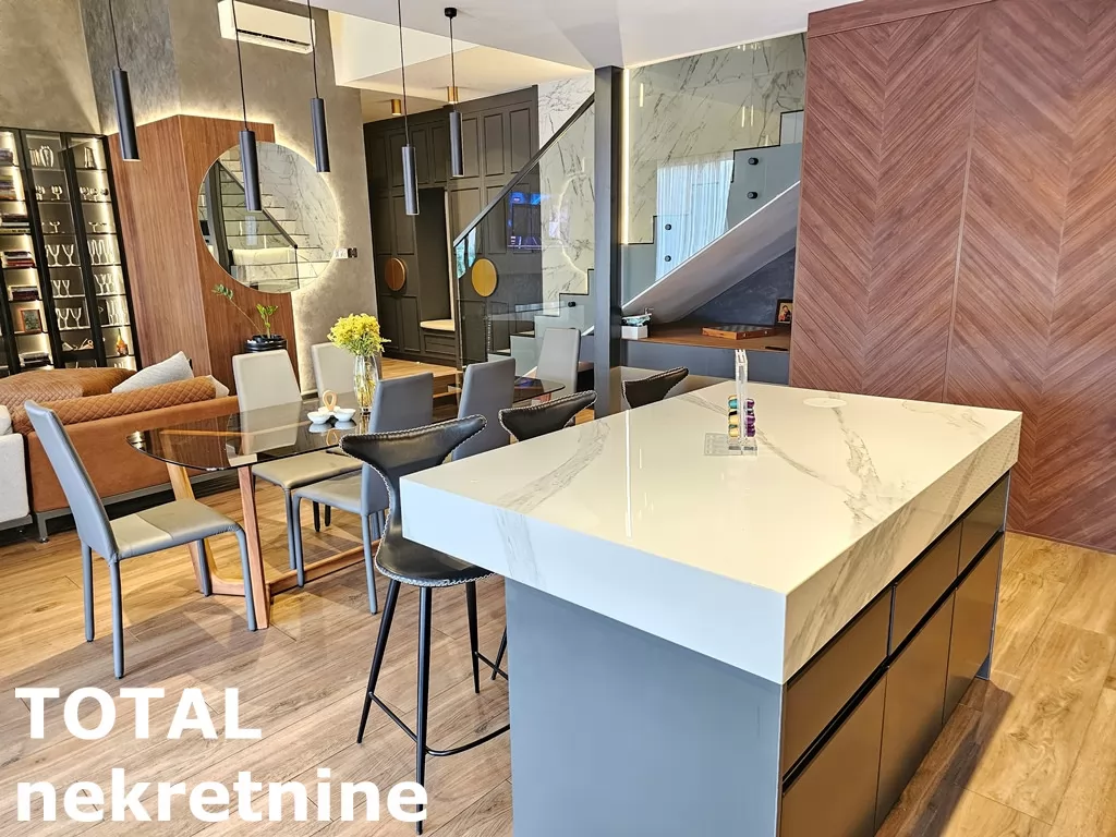 Kuca,NOVI SAD,LIPOV GAJ,kv: 236.00, € 720000, ID: 3091109 23