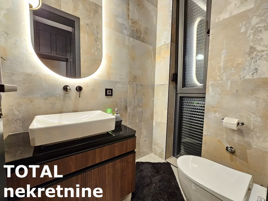 Kuca,NOVI SAD,LIPOV GAJ,kv: 236.00, € 720000, ID: 3091109 36