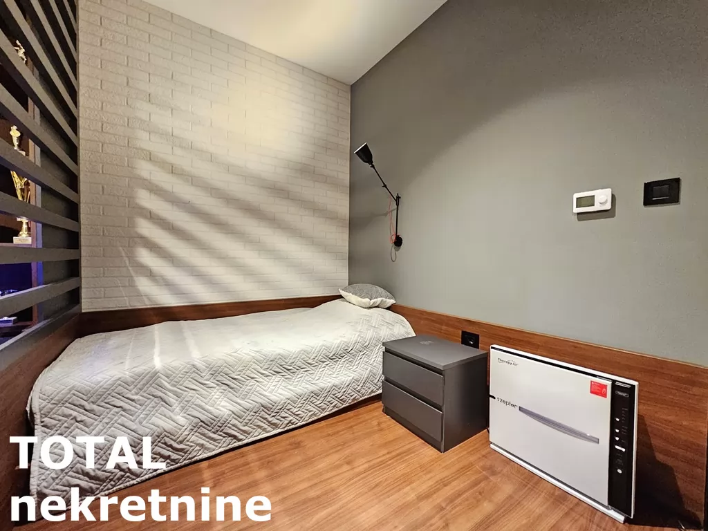 Kuca,NOVI SAD,LIPOV GAJ,kv: 236.00, € 720000, ID: 3091109 43