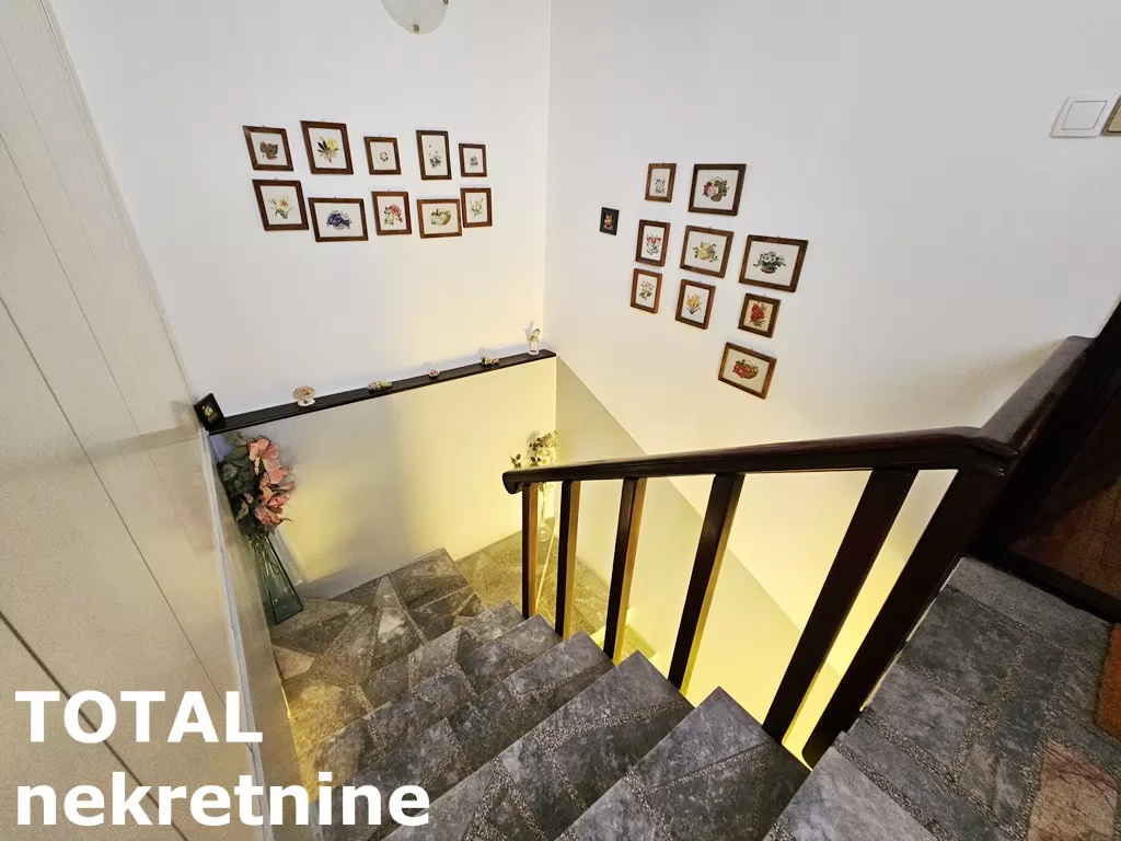 Kuca,NOVI SAD,NOVO NASELJE,kv: 395.00, € 364000, ID: 3091342 17