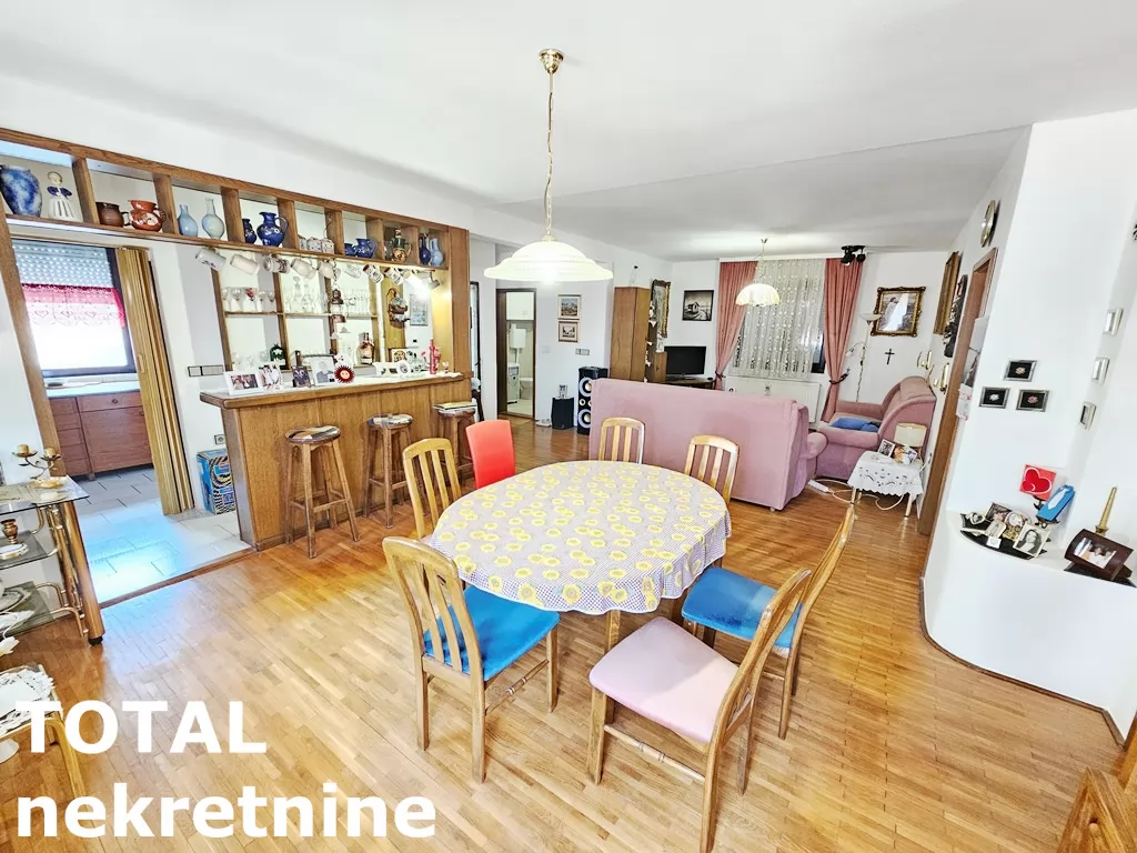 Kuca,NOVI SAD,NOVO NASELJE,kv: 395.00, € 364000, ID: 3091342 9