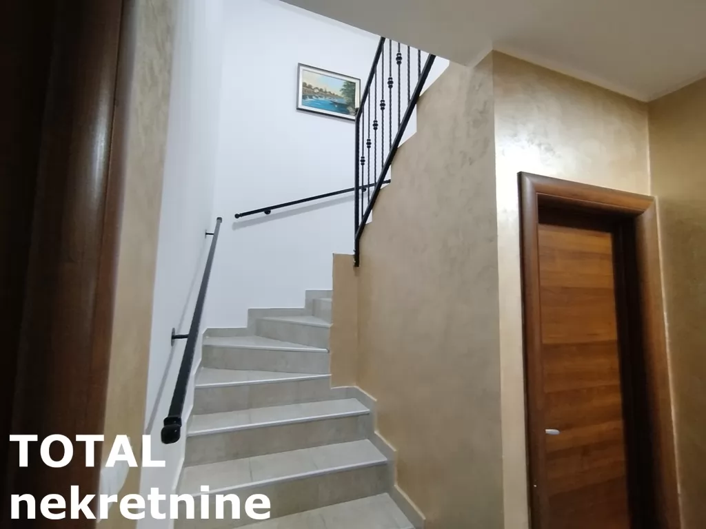 Kuca,NOVI SAD,SAJLOVO,kv: 181.00, € 216500, ID: 3091272 19